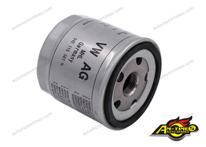 ODM Car Oil Filters For AUDI A4 Avant 8W5 B9 1.4 TFSI 2016 04E 115 561 H 04E 115 561 B